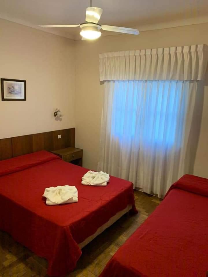 Hotel La Salle Mar del Plata Bagian luar foto